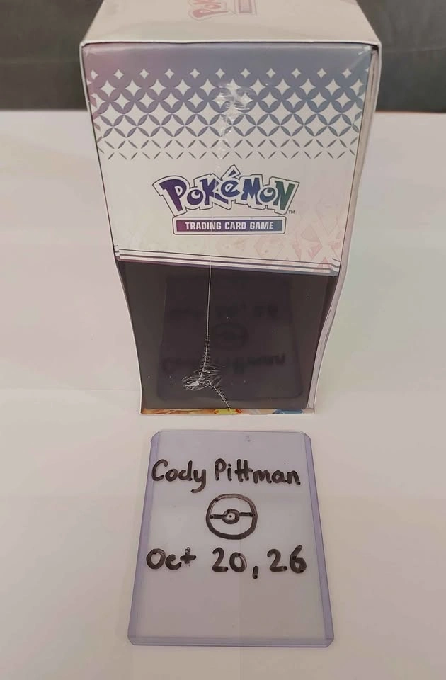 Pokemon Prismatic Evolutions ETB - photo 4