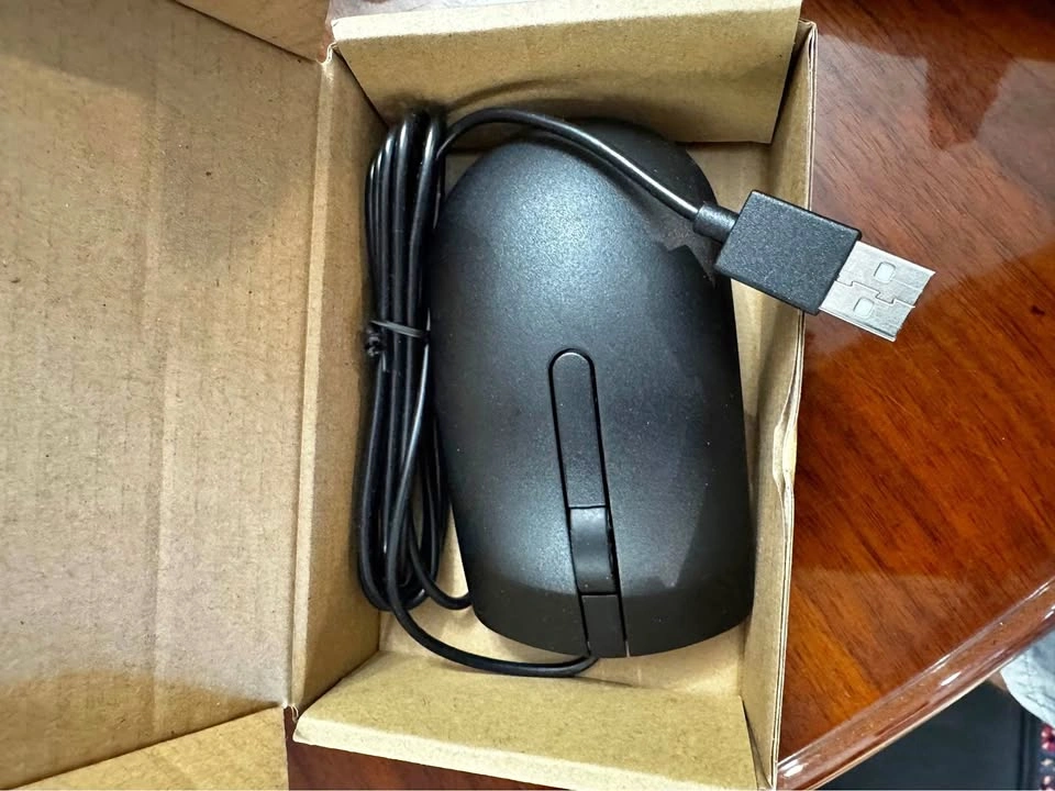 Dell Wired USB Mouse - BRAND NEW