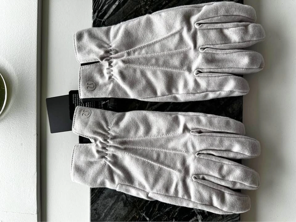 Lululemon City Keeper Gloves *BNWT* - Size L/XL