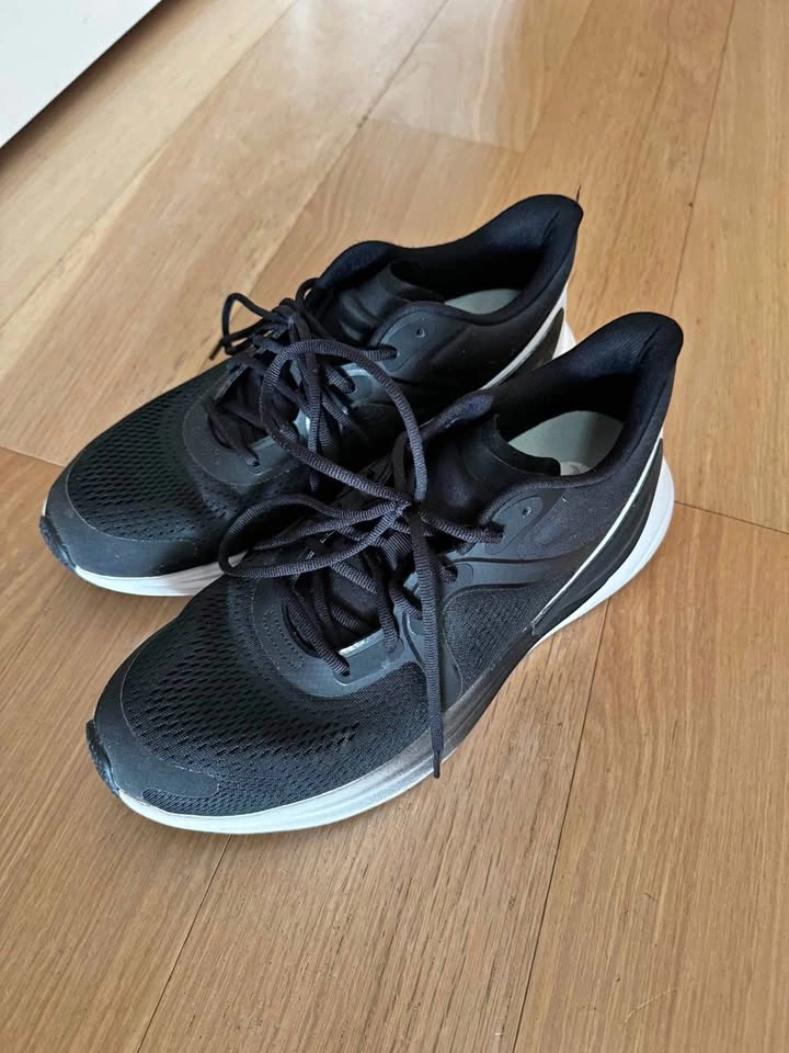 Women’s Lululemon Blissfeel Running Shoes - Sz 10.5