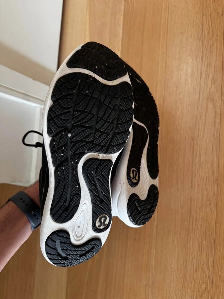 Women’s Lululemon Blissfeel Running Shoes - Sz 10.5 - photo 5