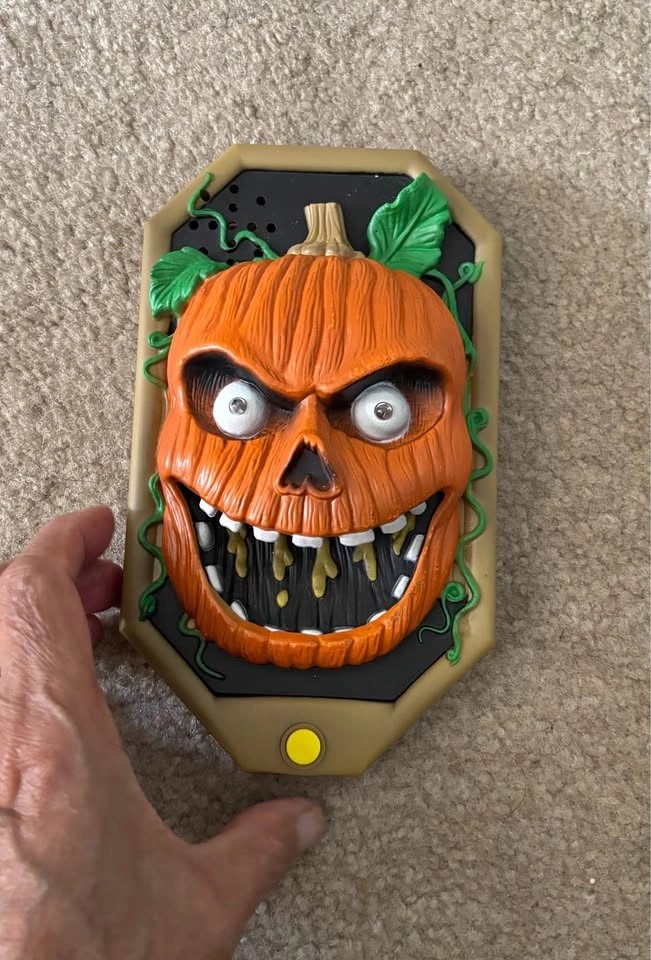 Vintage 1996 Halloween Pumpkin Doorbell by Toy State Industrial
