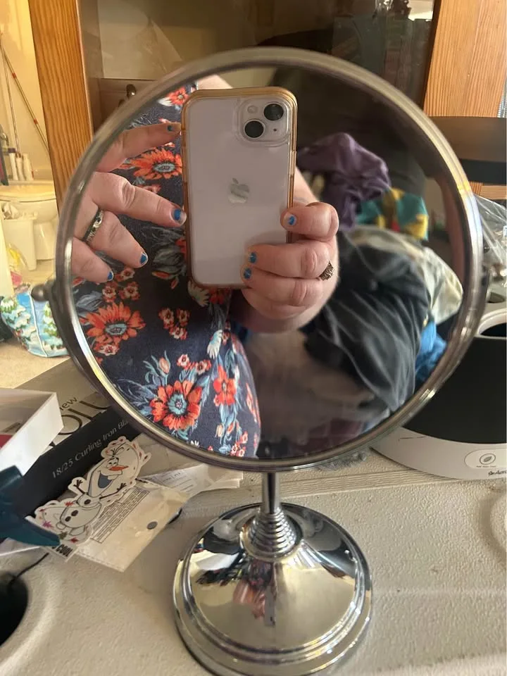 Magnified Makeup Mirror image indicator(2)