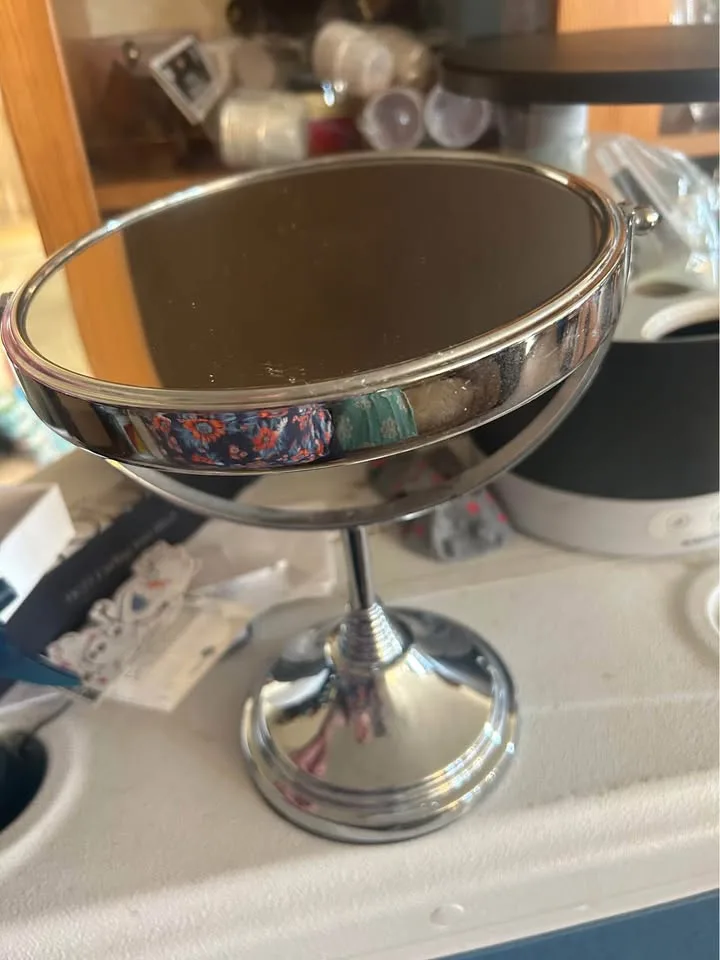 Magnified Makeup Mirror image indicator(3)