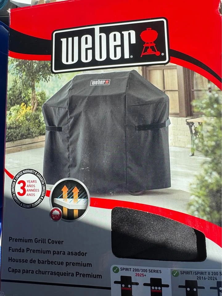 Weber Spirit Premium Grill Cover - photo 2
