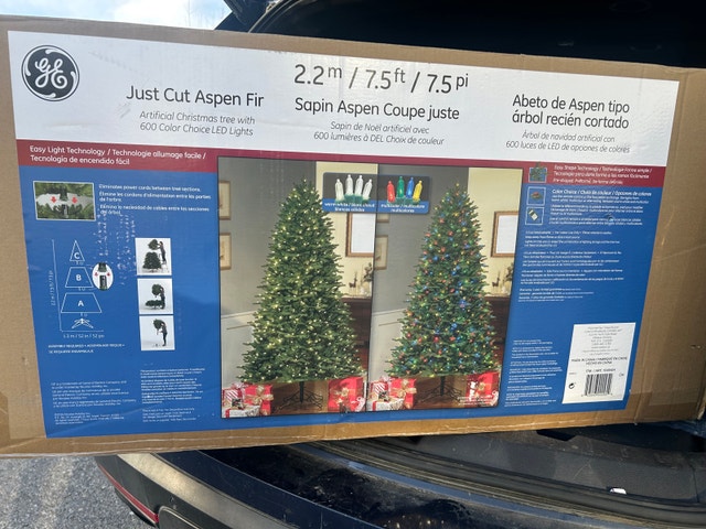 Large GE 7.5 ft Just Cut Aspen Fir Pre-Lit LED Christmas Tree - photo 5