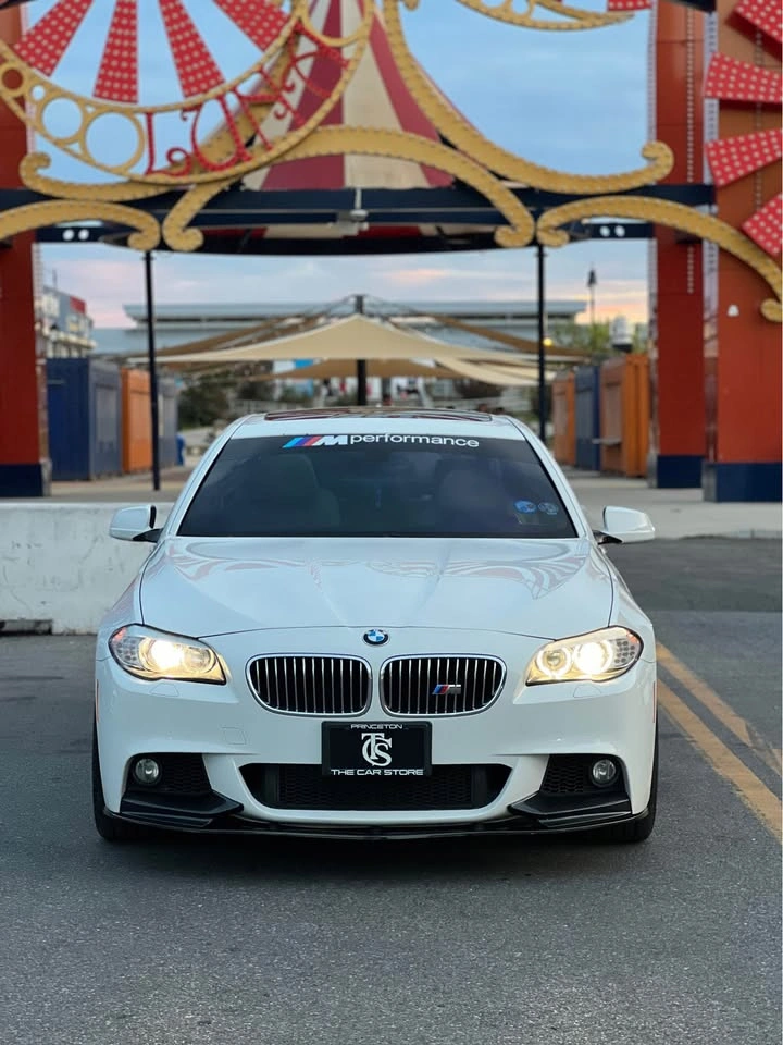 2013 BMW 5 Series 535i xDrive Sedan 4D - photo 2
