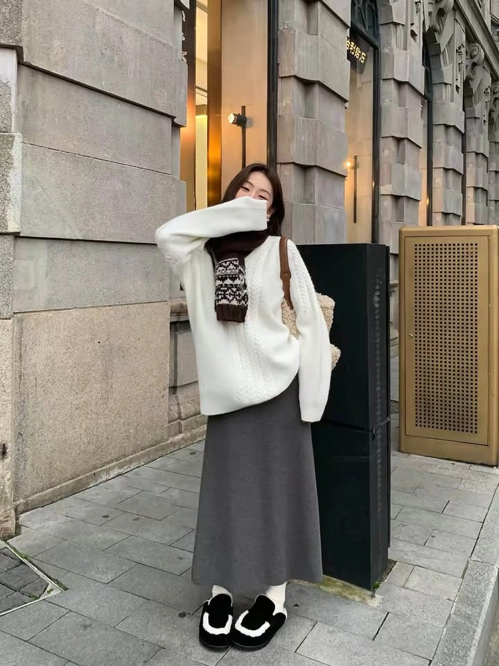 A-Line Knit Midi Skirt in Grey color (size M) - photo 2