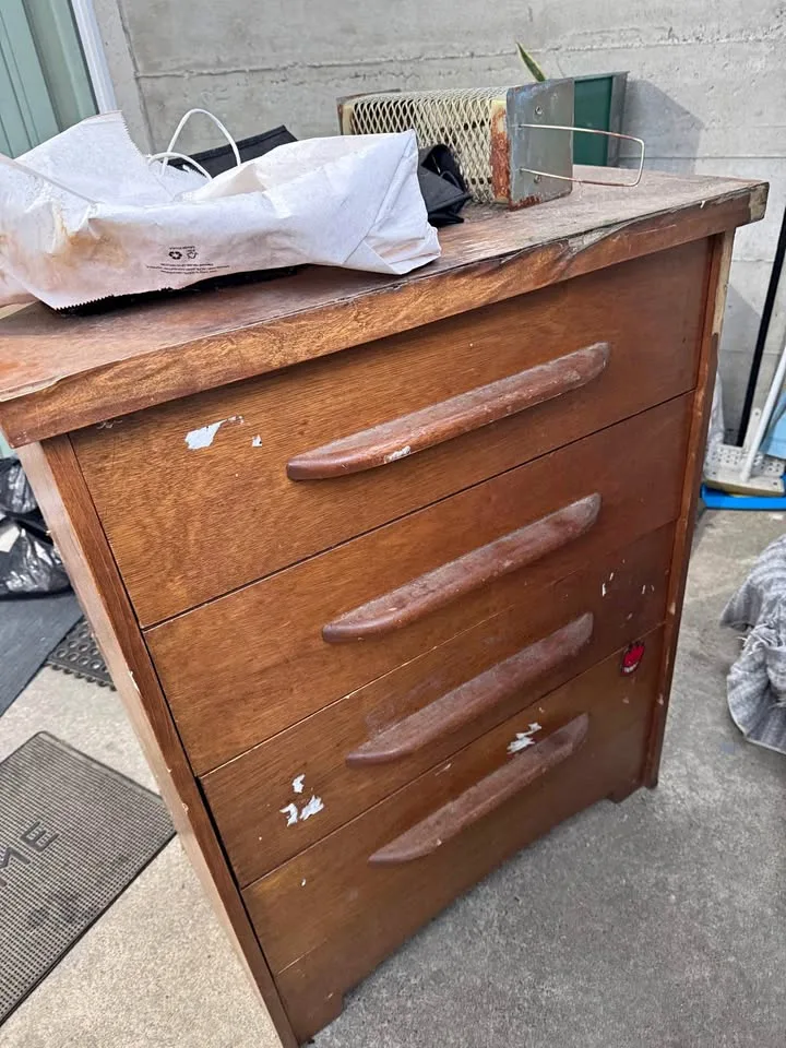4 drawer dresser and chest thumbnail