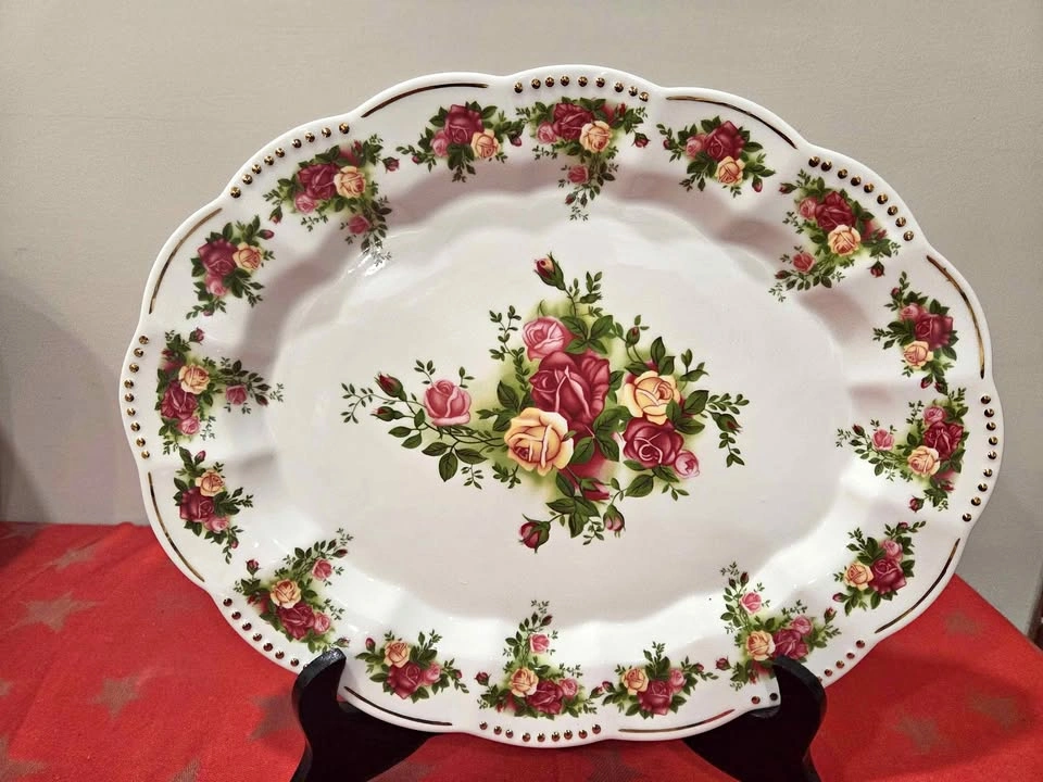 Royal Albert Old Country Roses Golden Pearl Oval Platter