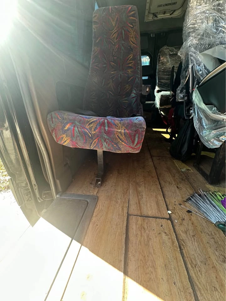 Cargo van seats - photo 2