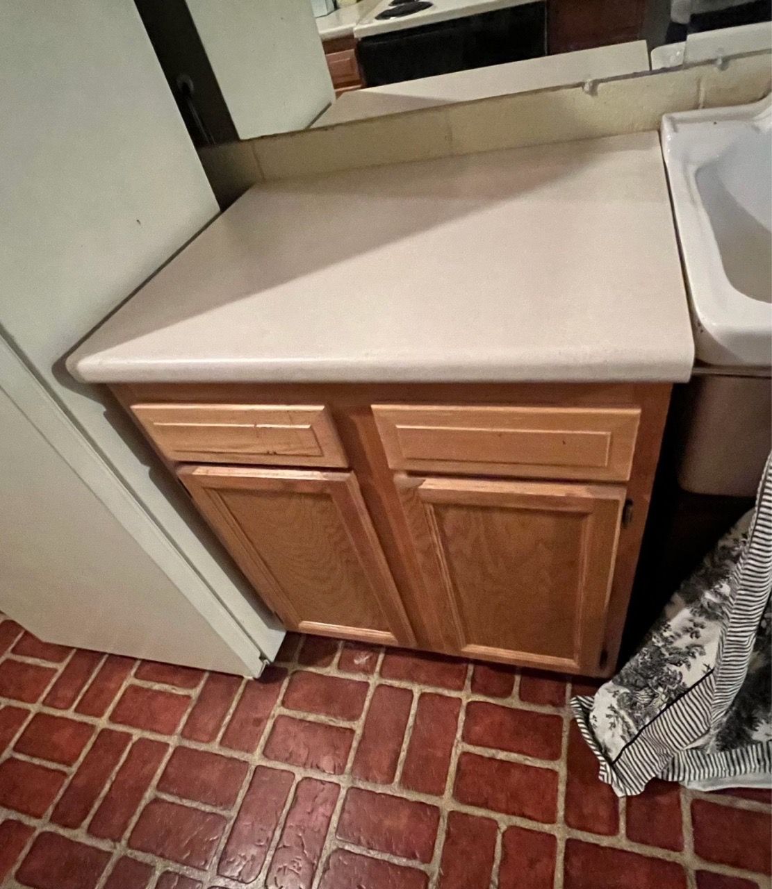 Kitchen cabinets with countertops - photo 3
