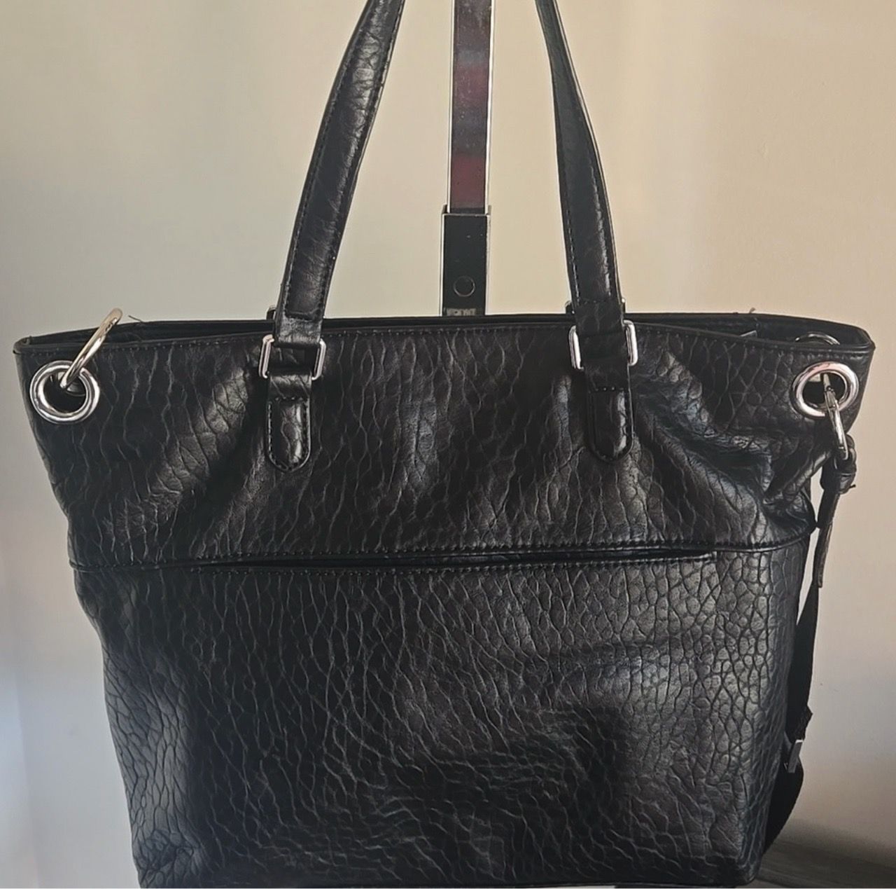 DKNY Black Pebbled Leather Tote Bag - photo 2