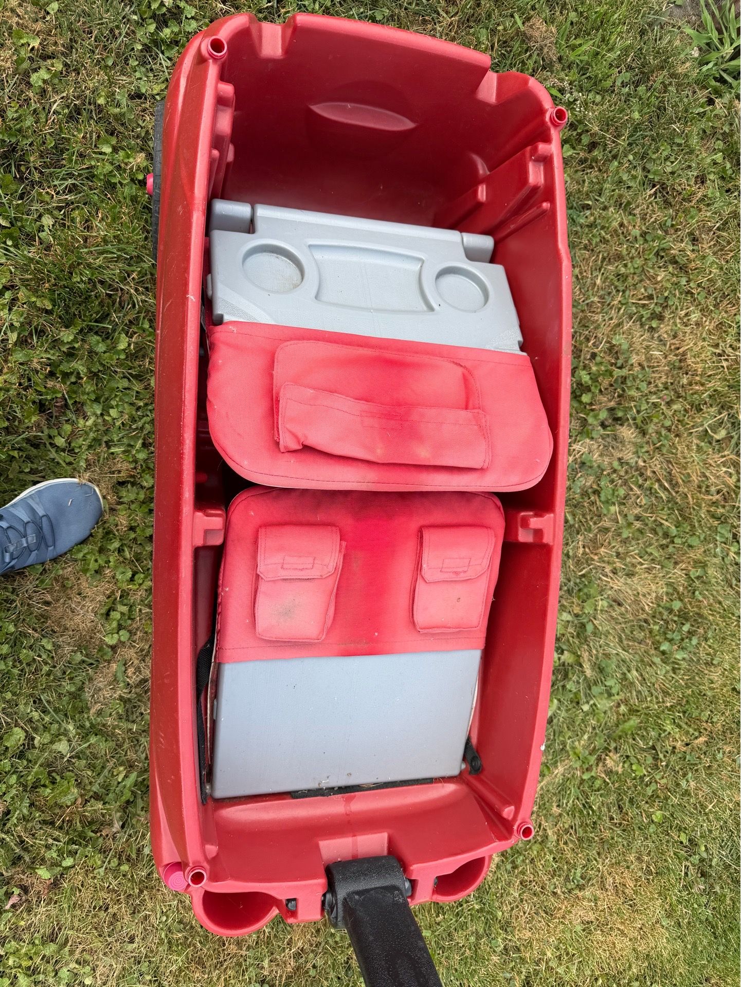 Radio Flyer Red Plastic Wagon - photo 4
