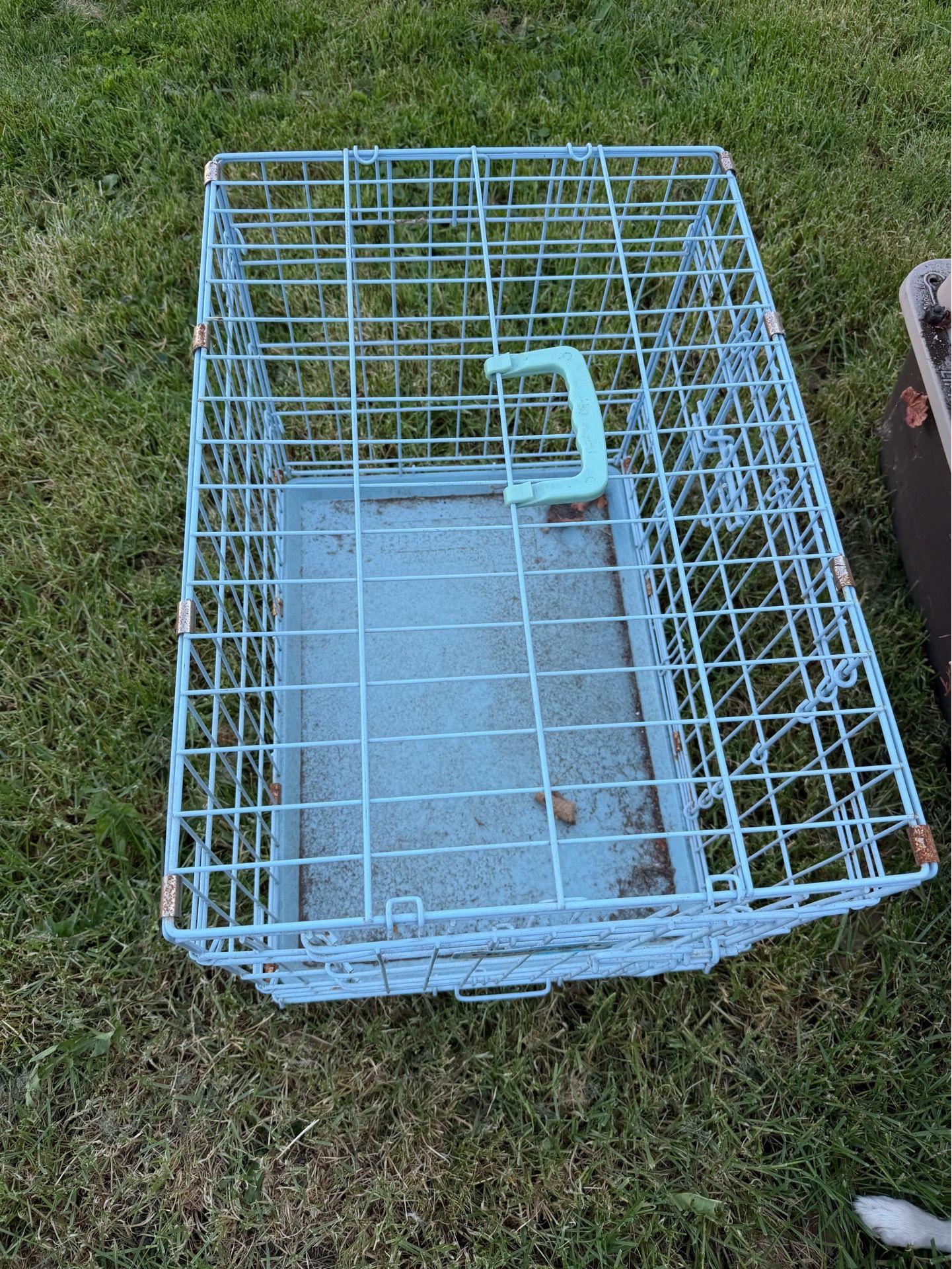 Small 24" × 18" × 19" Up to 25 lbs cage - photo 2