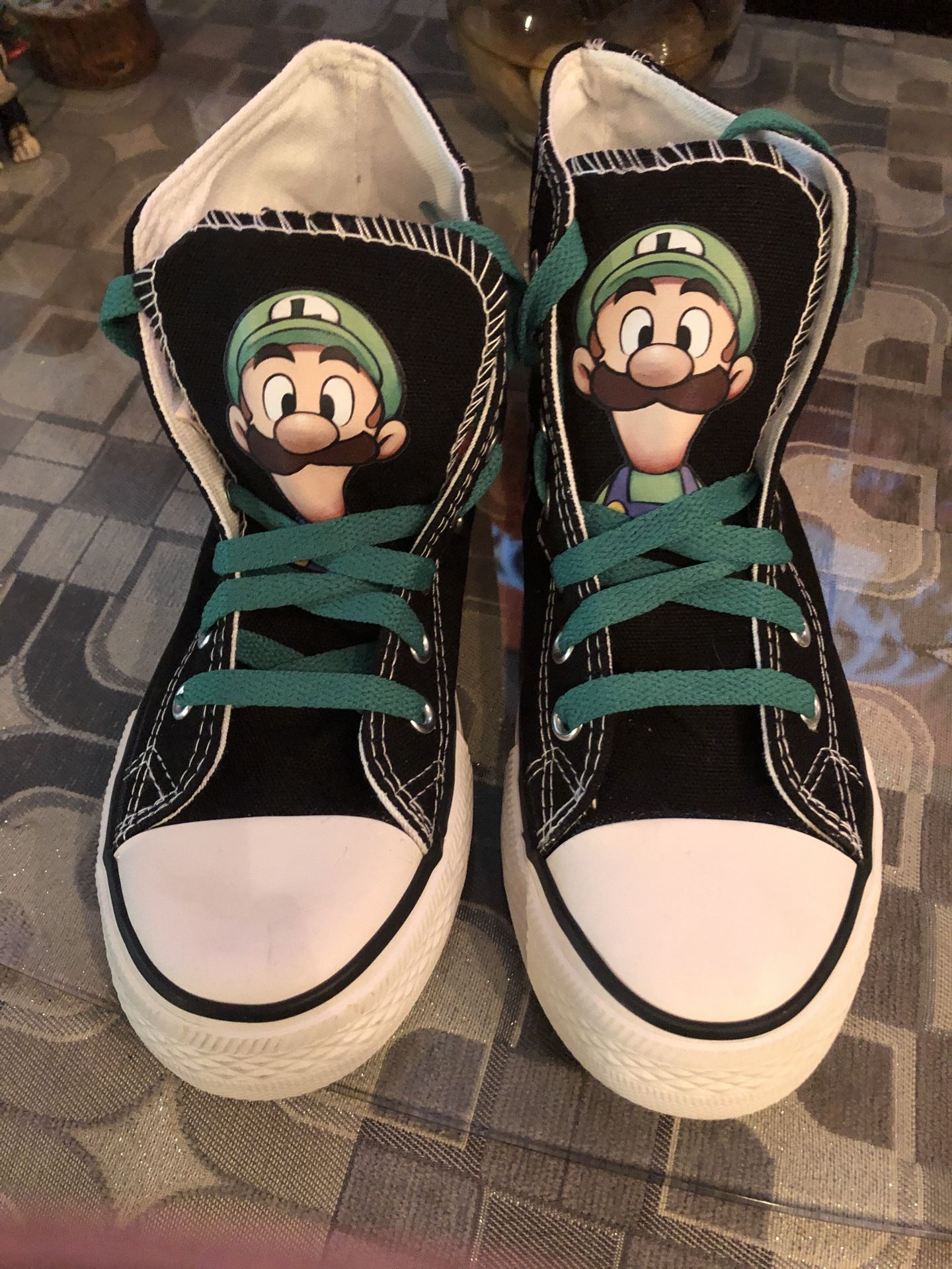 Luigi size 5 and Mario & Luigi size 8 shoes - photo 2