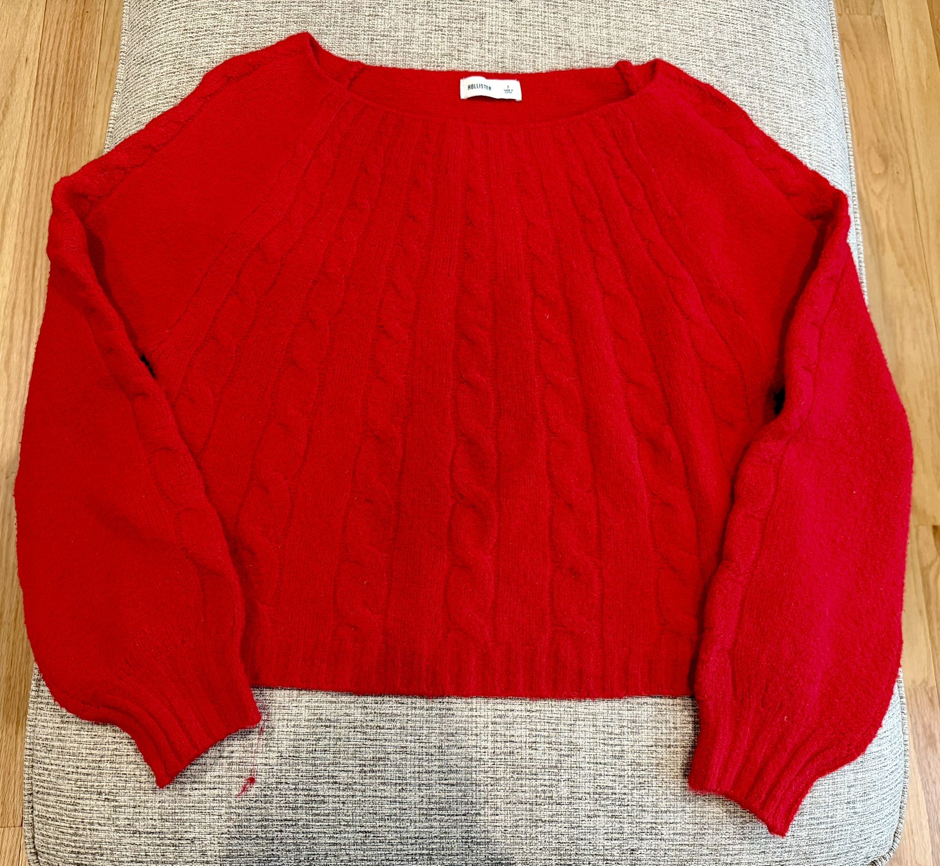 Sweater S