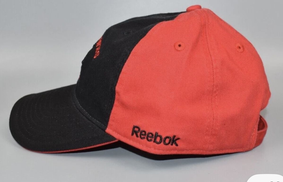 Chicago Blackhawks Hockey Reebok Vintage Strapback Cap Hat - photo 4