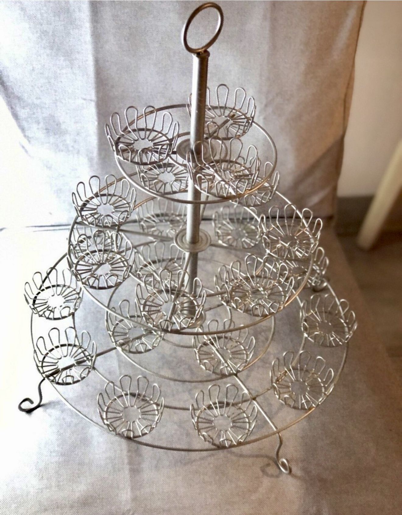 3 Tiered 24 Cupcake Stand Holder Tower Tree. Metal.