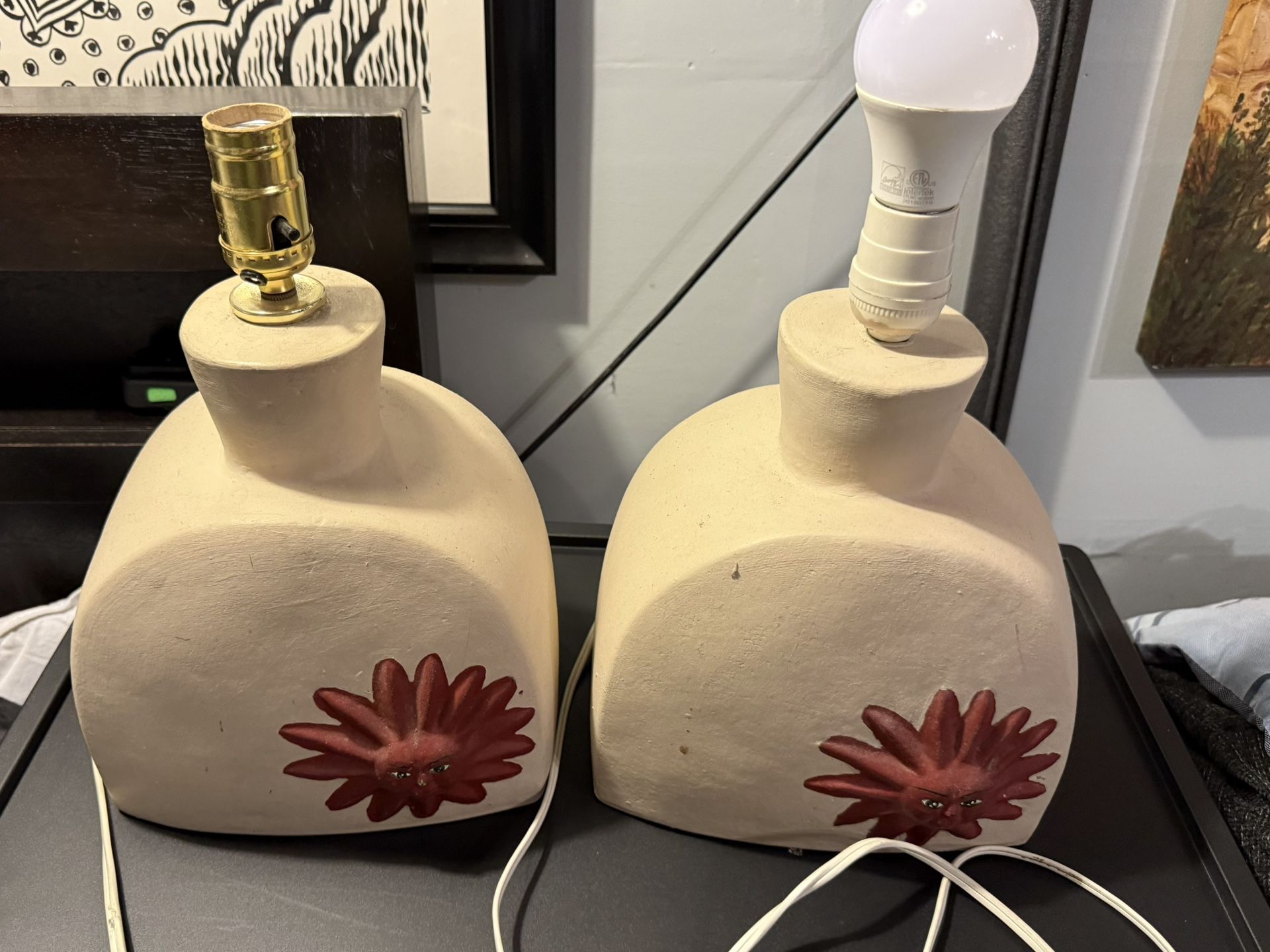 2 Lamps
