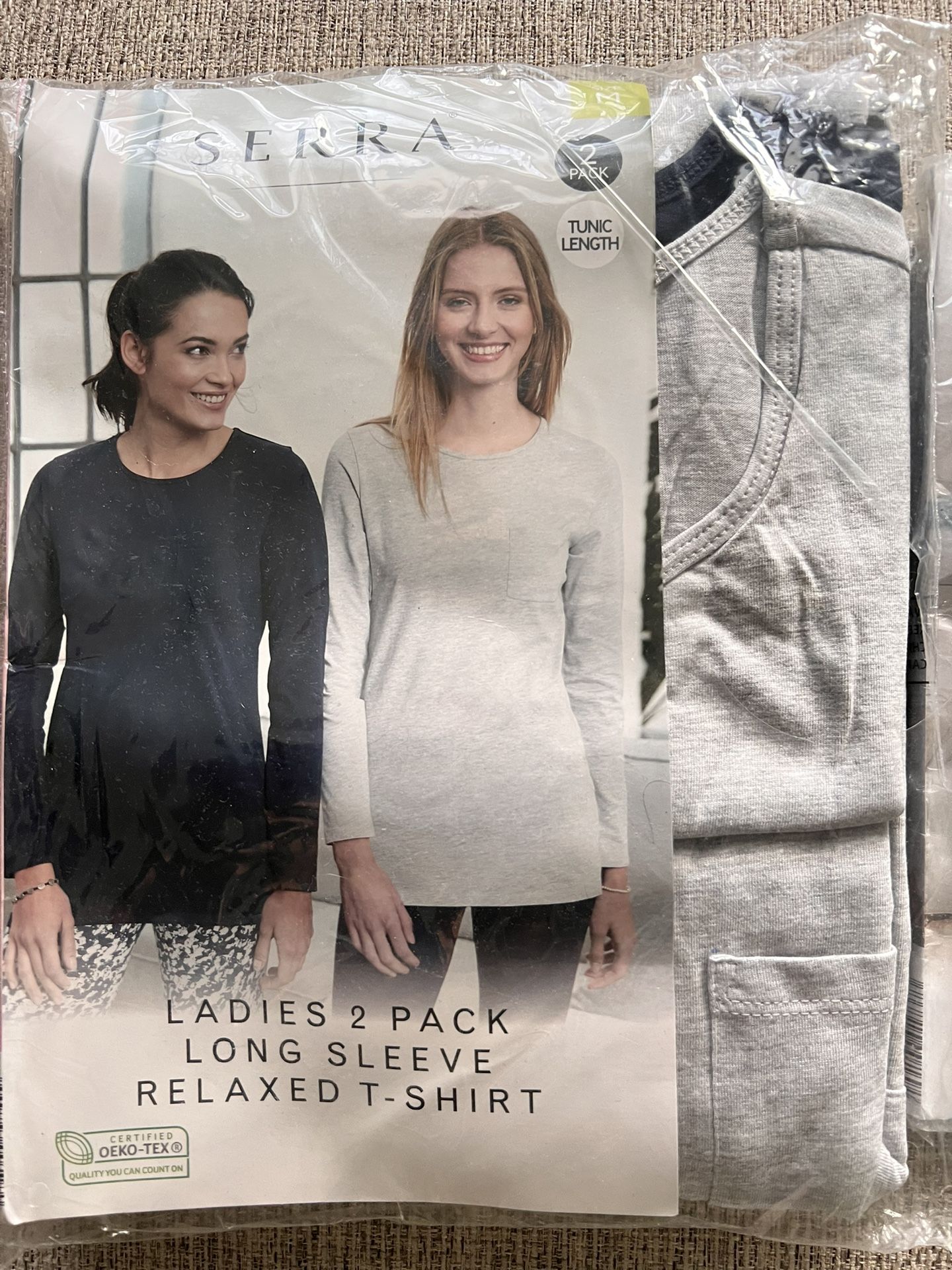 3 Pcs: 2 Long Sleeve Shirts & 1 Lounge Shirt - Size M - photo 2