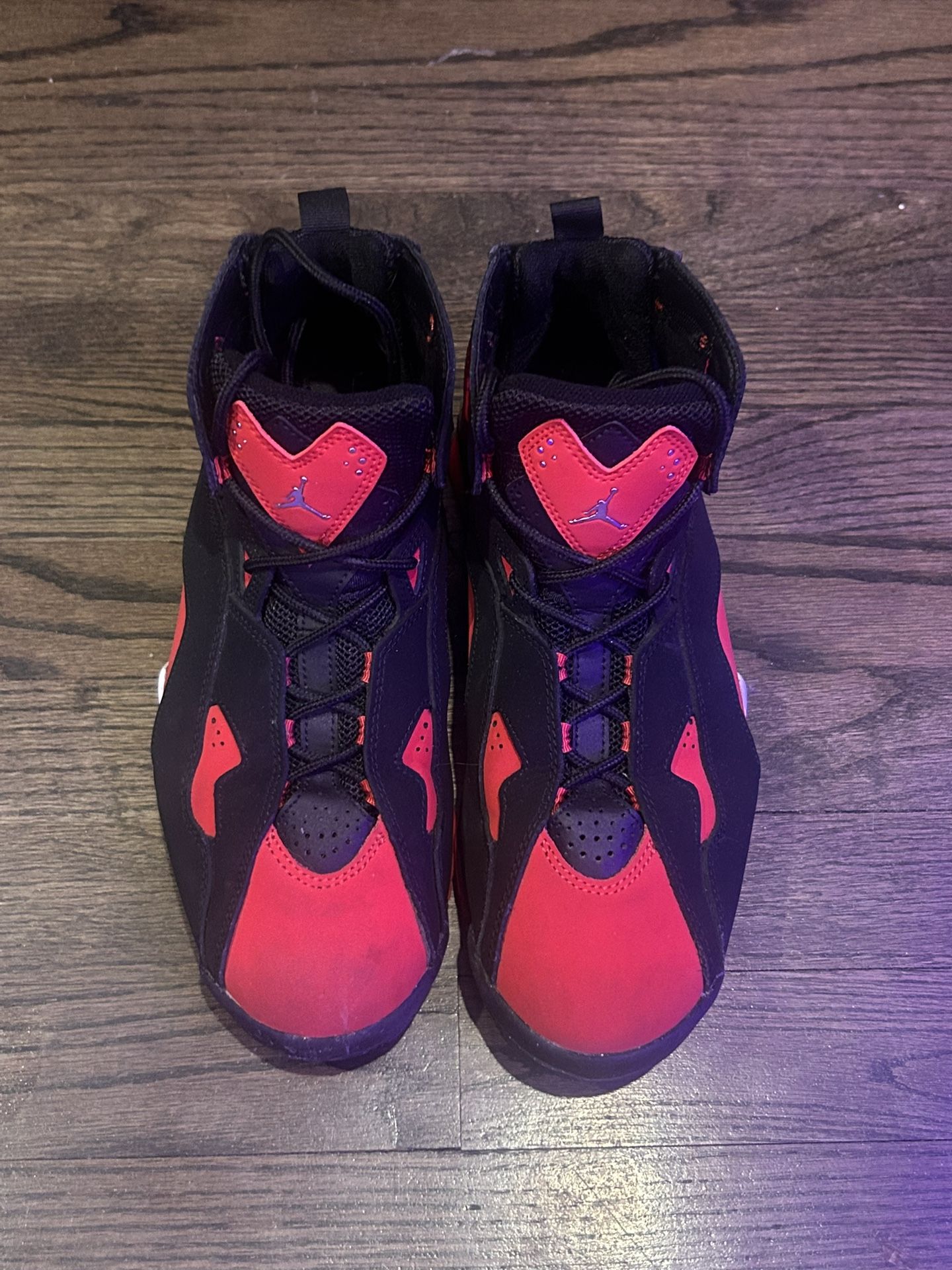 Size 7 Nike Air Jordan True Flights Like new