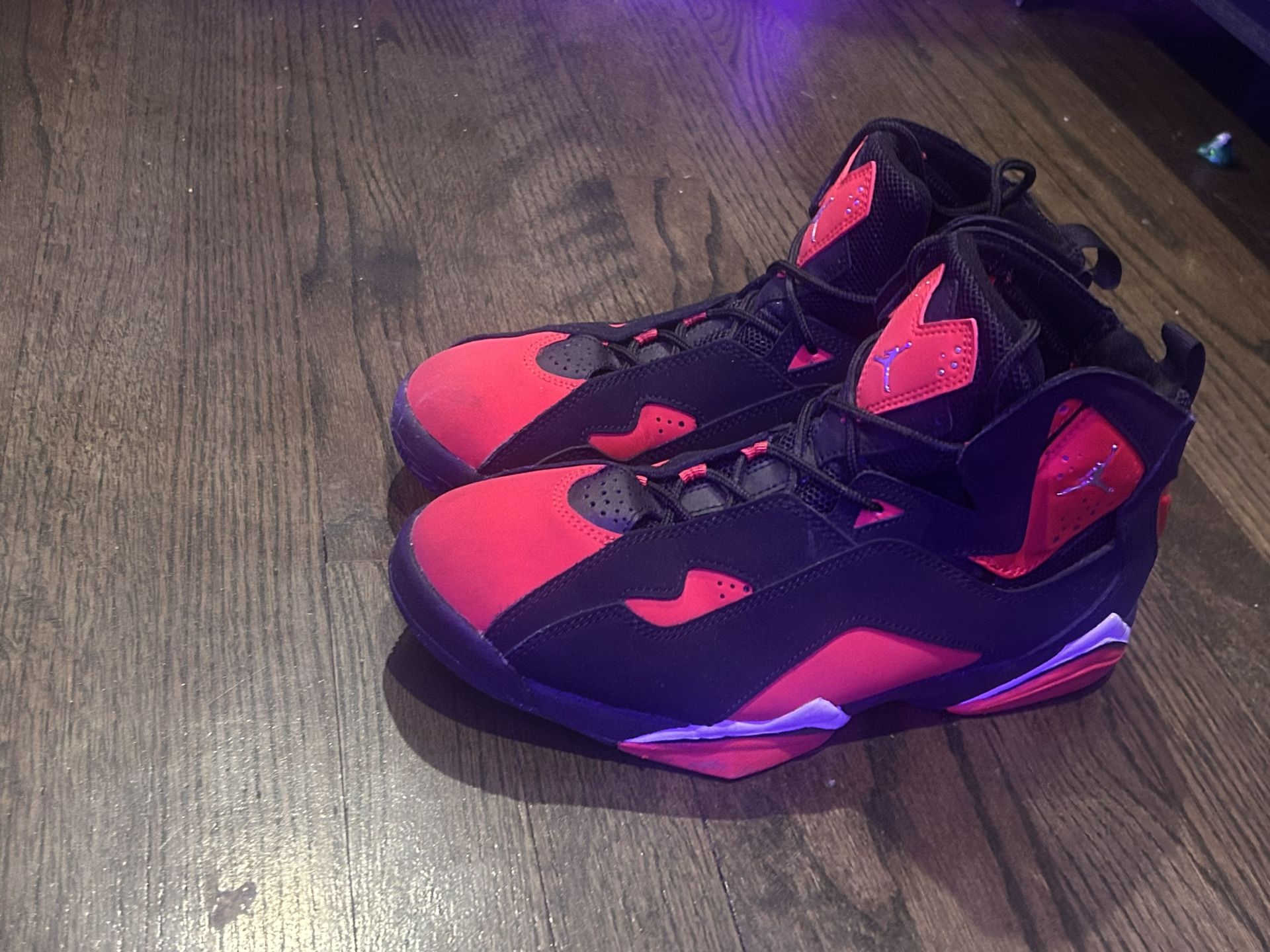 Size 7 Nike Air Jordan True Flights Like new - photo 2