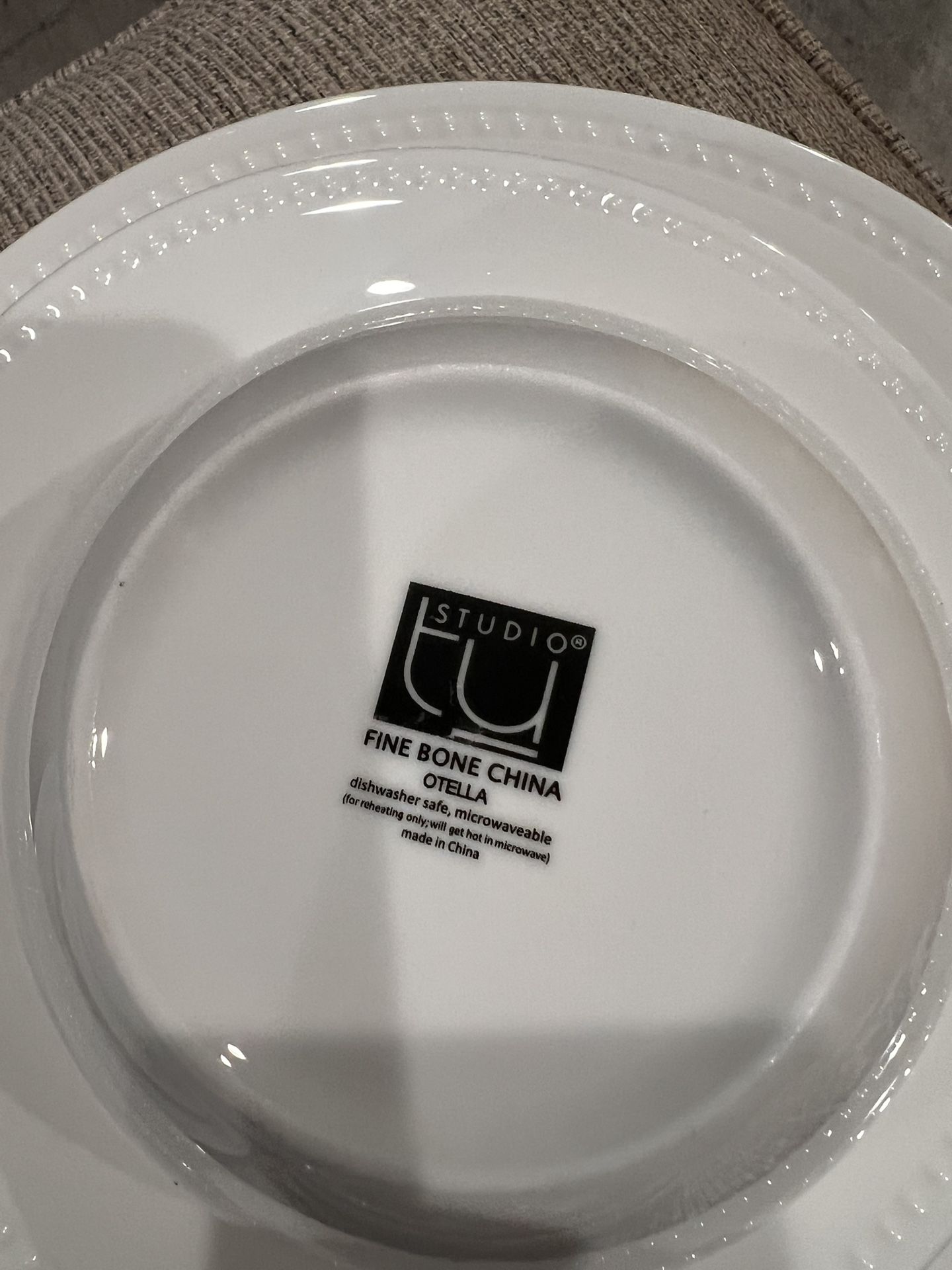 19 Pcs Dinnerware - photo 2
