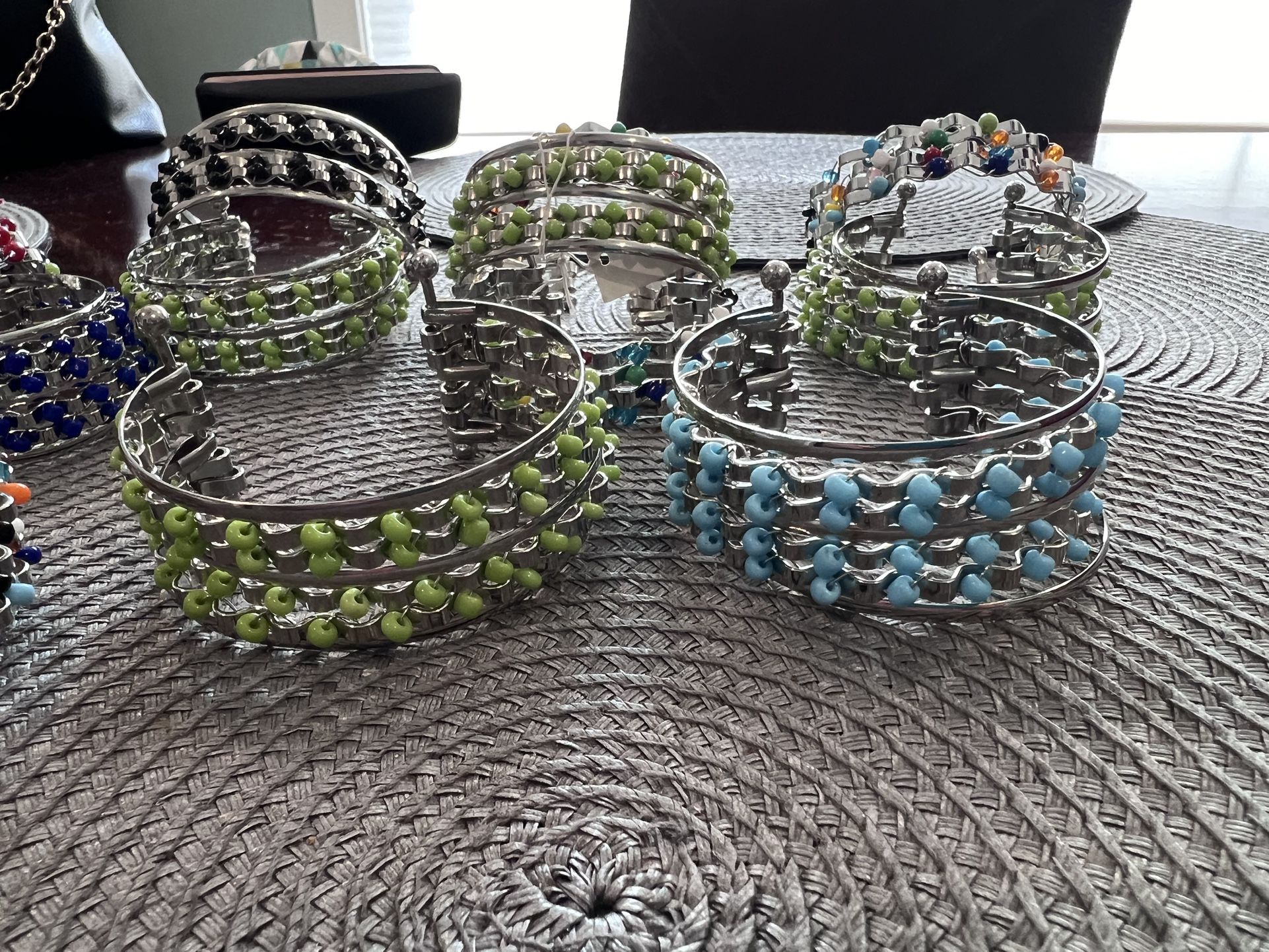 12 Bracelets - photo 3