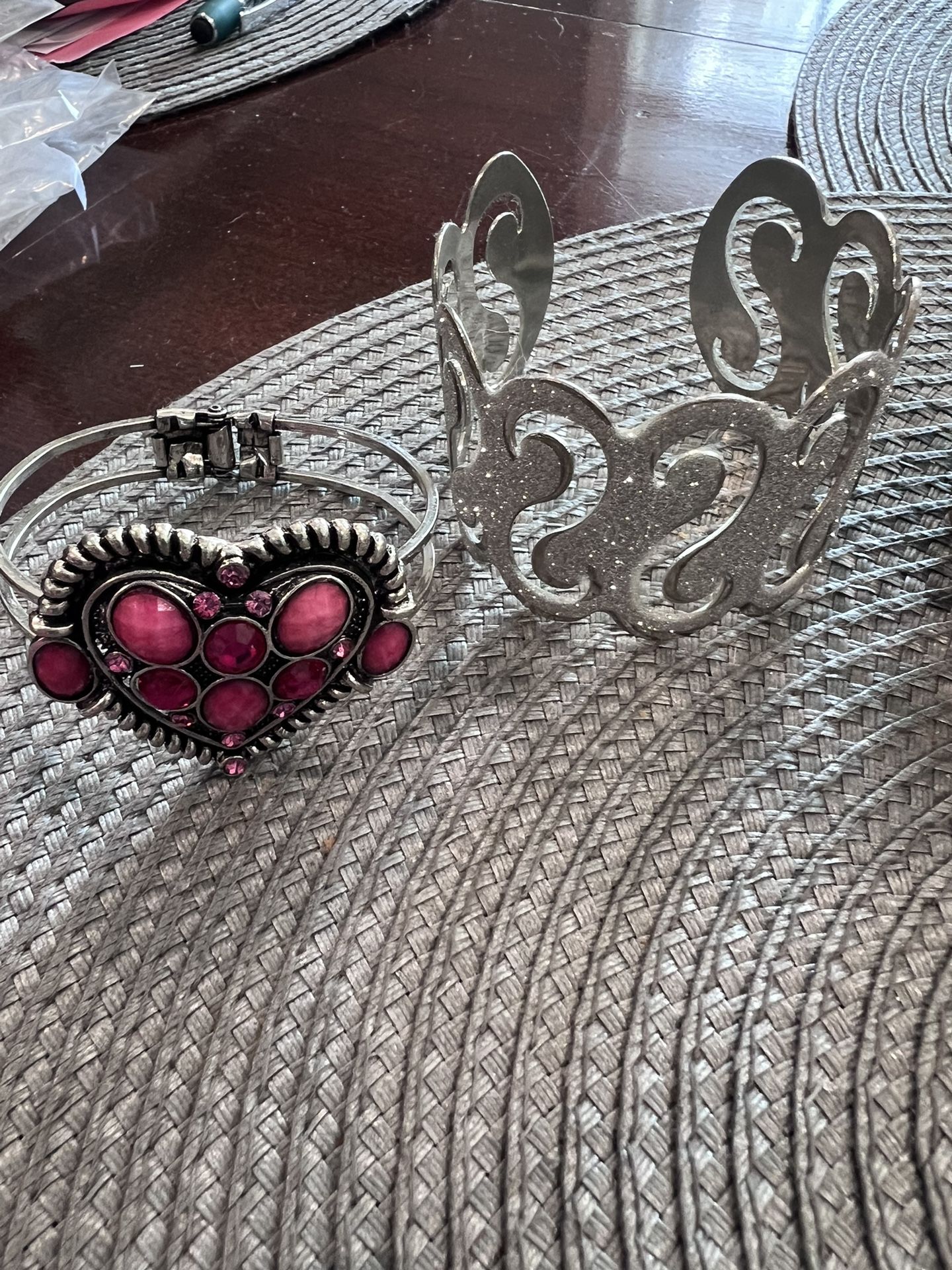 5 Bracelets - photo 2