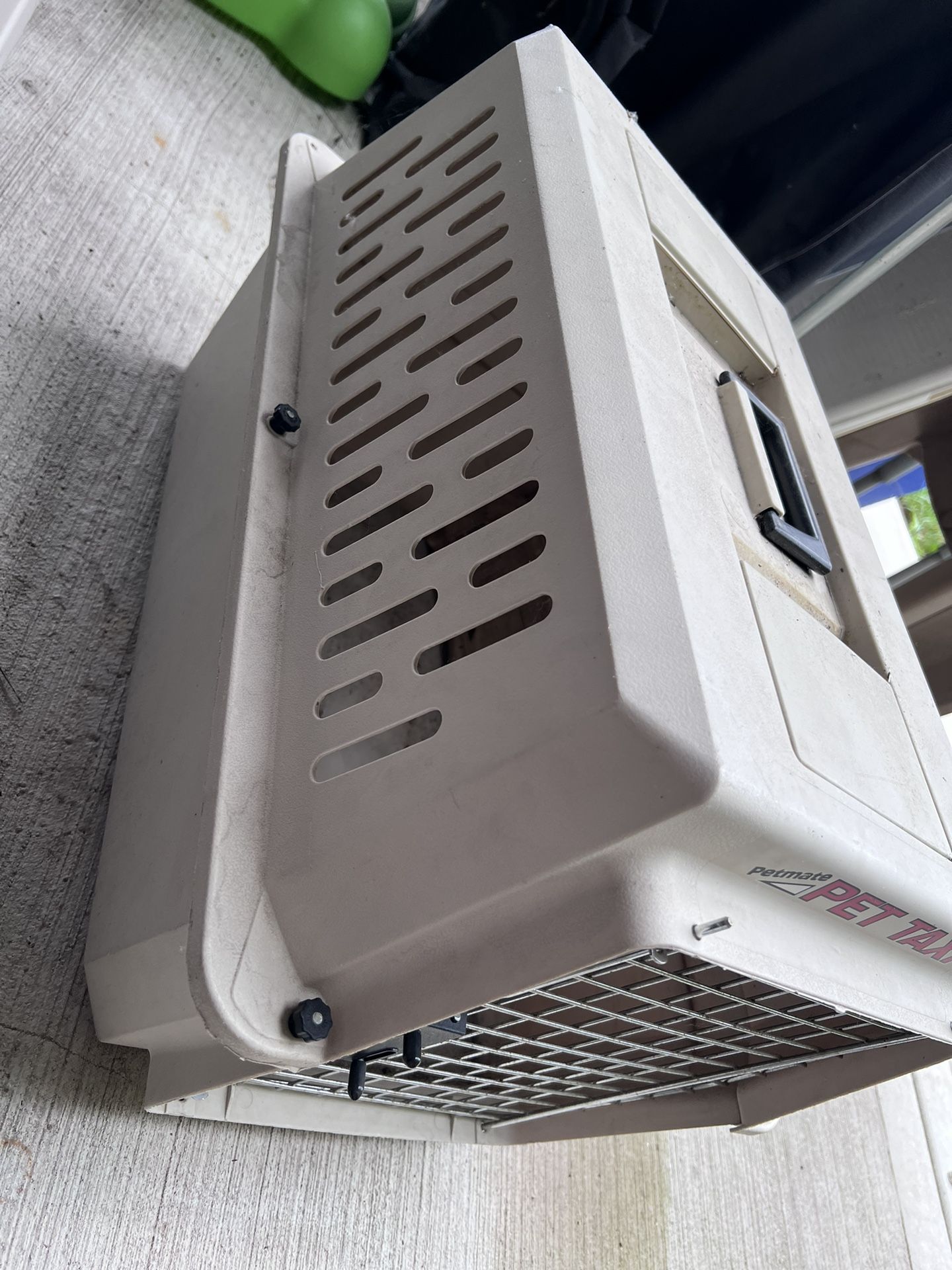 Pet Carrier 23Lx15Wx15H - photo 2