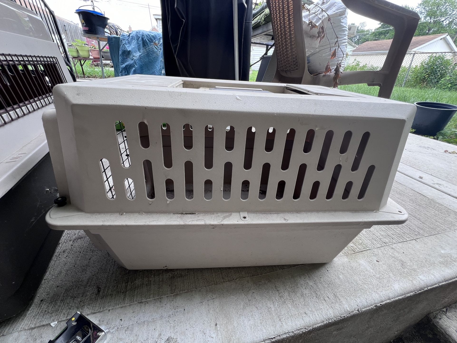 Pet Carrier 23Lx15Wx15H - photo 3
