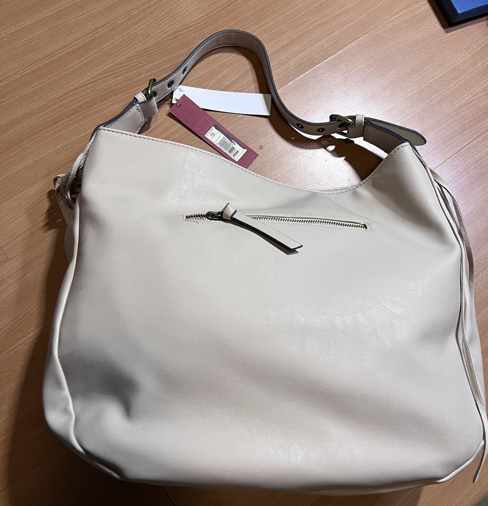 Merona Bag, light tan, large HOBO BAG! 18"W X 14"L - photo 3