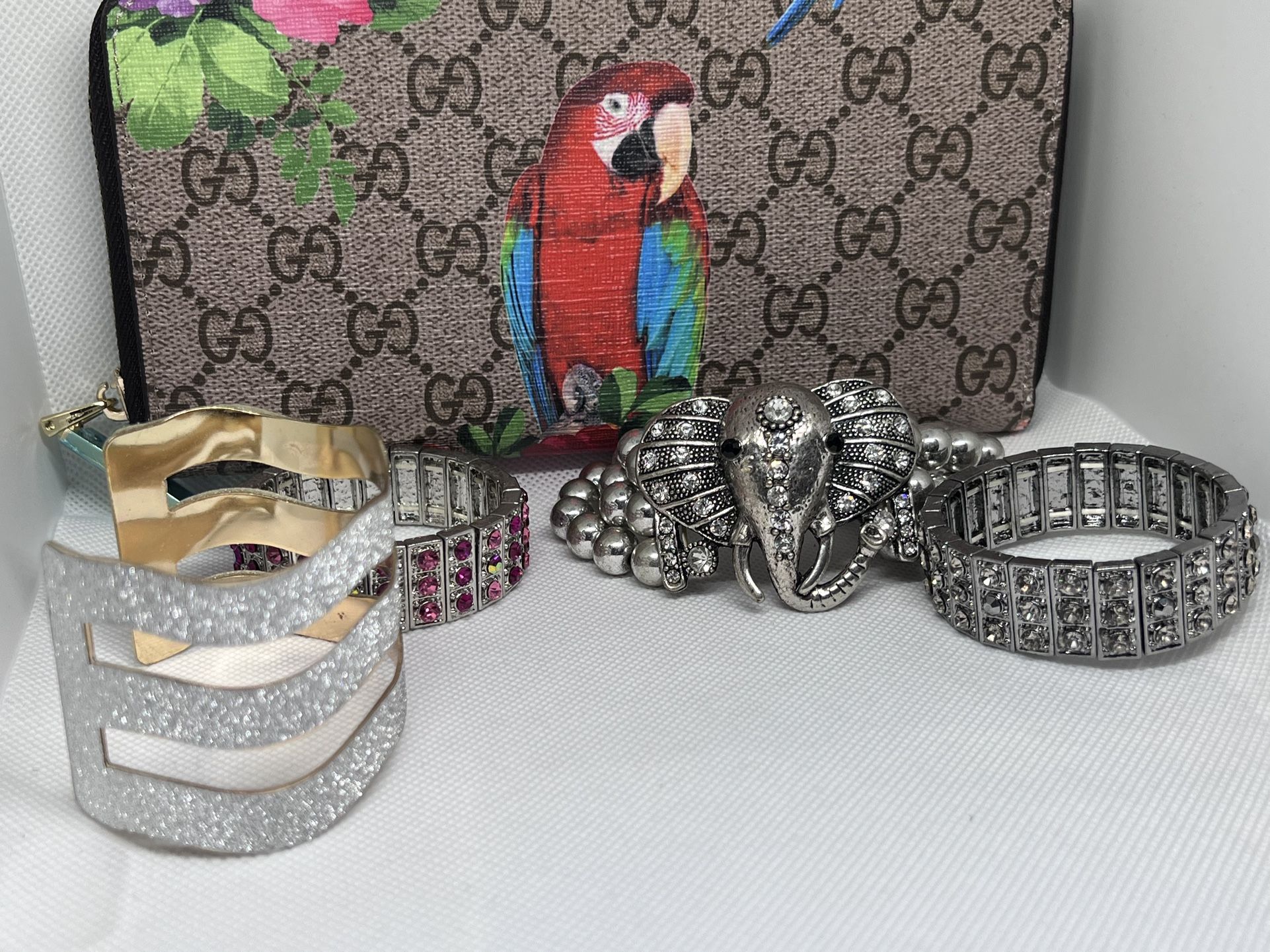 4 Bracelets And Fashion Wallet - photo 2
