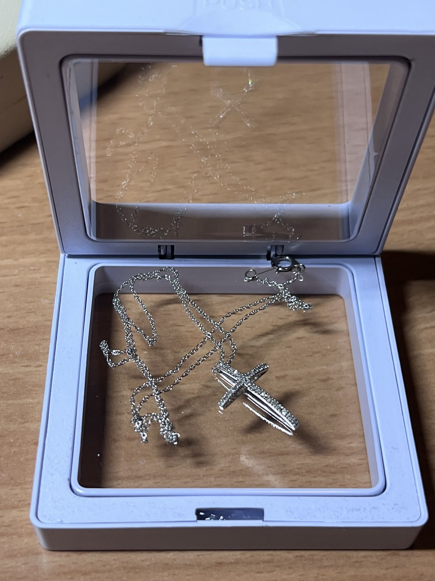 10k White Gold Cross With Diamonds - photo 2