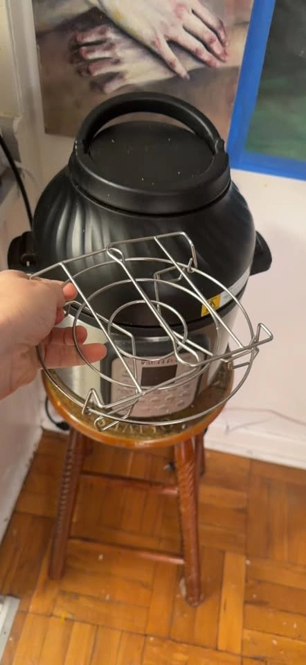 8 quart Instant Pot Duo Crisp + Air Fryer 8 quarts - photo 4