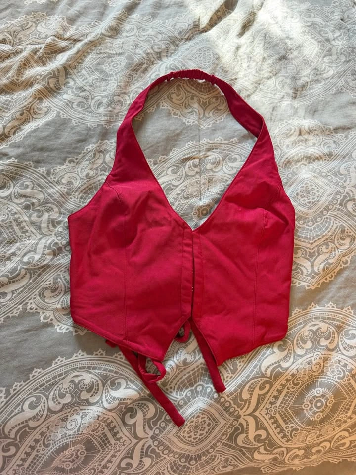 BNWT Garage red going out top, XS
