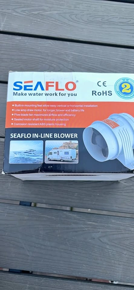 SEAFLO In-Line Blower