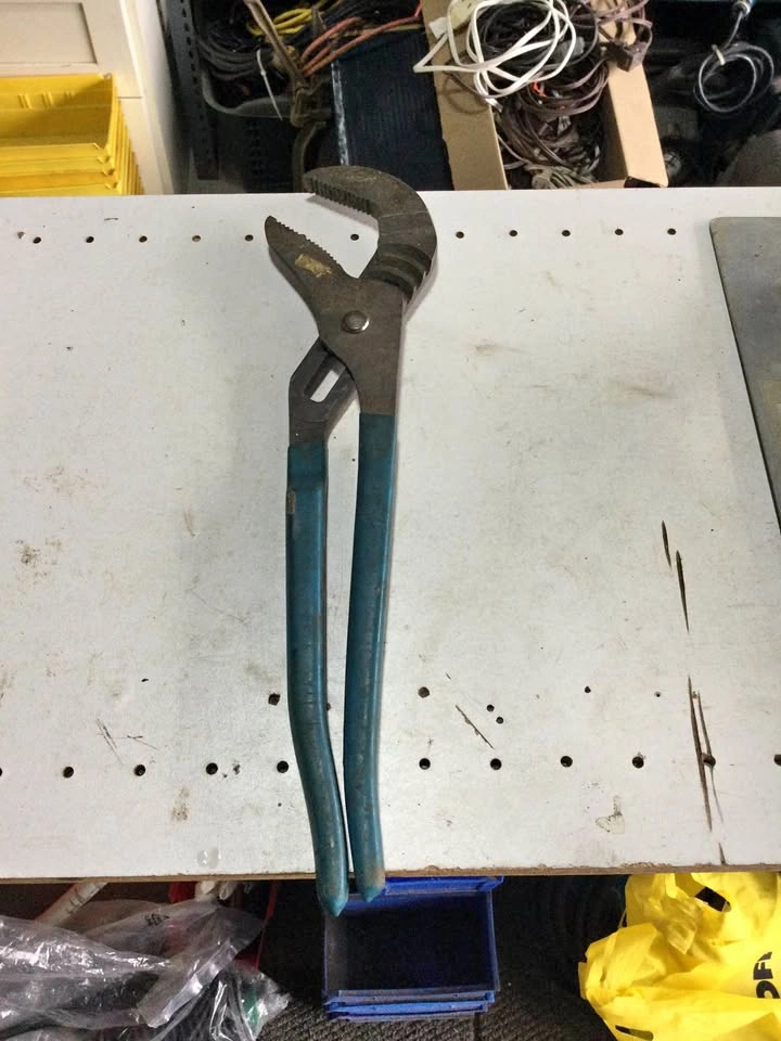 Channellock pliers. Model 460. 16”