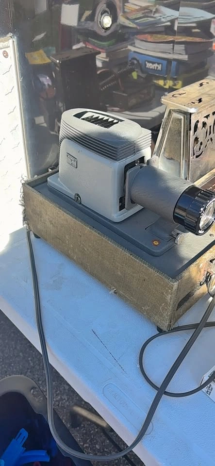 Vintage Bell & Howell Slide Projector