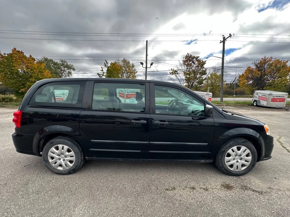 2013 Dodge Grand Caravan SE | FWD - photo 3