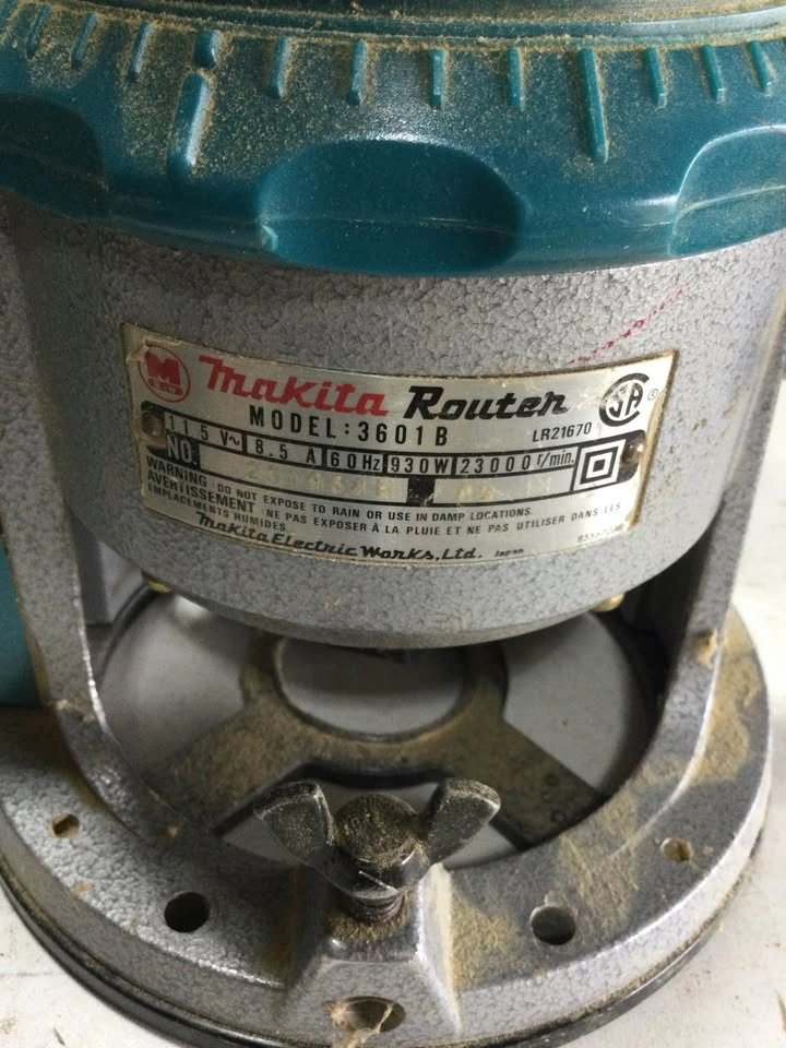 Makita Router Model 3601B - photo 2