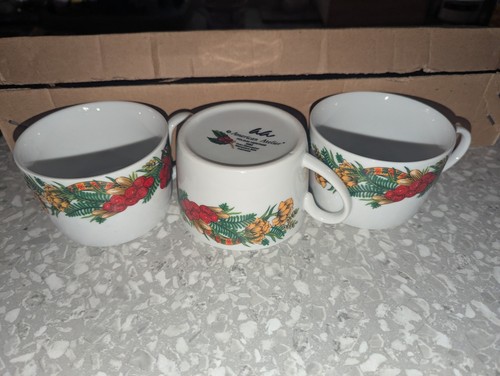 American Atelier Holiday Heritage 3352 Coffee Mugs Set of 3 - photo 2