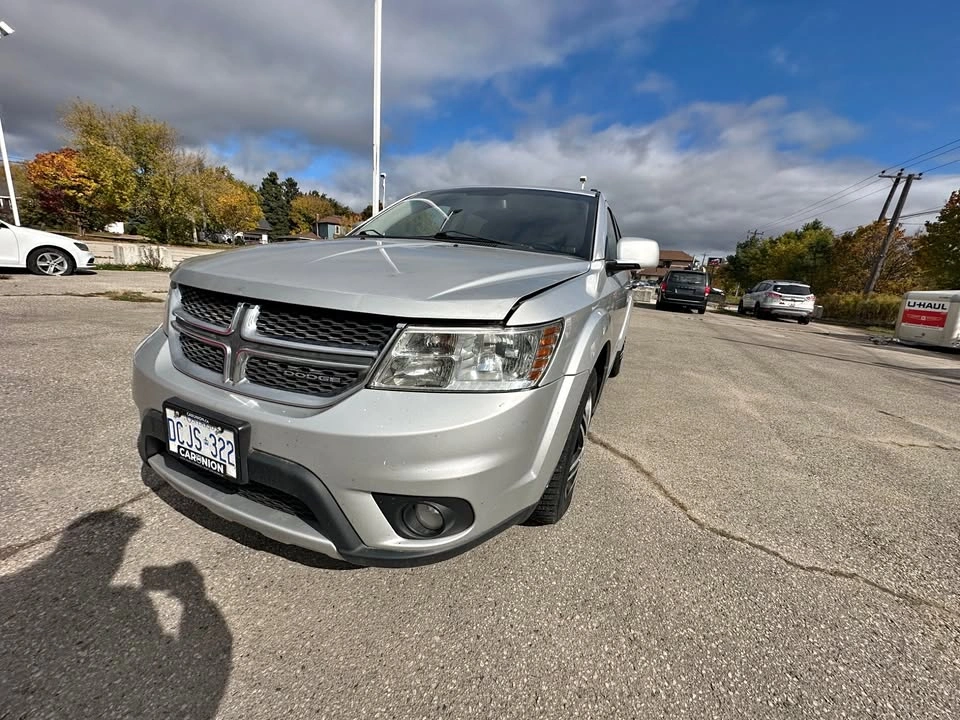 2012 Dodge Journey R/T AWD - 222,200 km