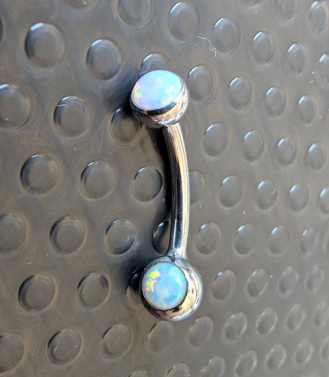 Anatometal Titanium Ball-Set Opal Navel Curve