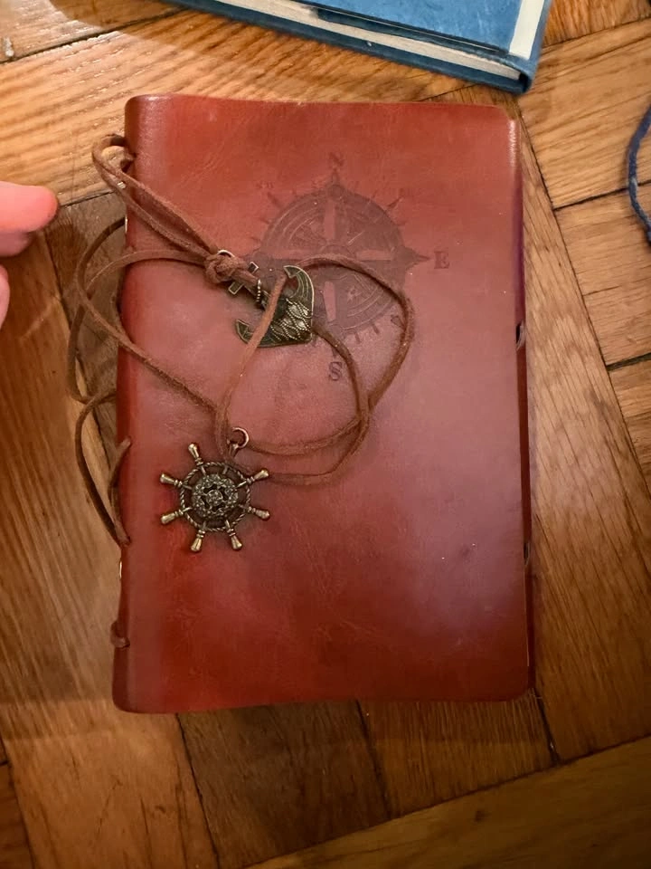 Assorted vintage art notebooks, 2 with handmade paper - photo 4