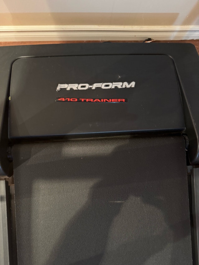PRO-FORM 410 TRAINER Treadmill - photo 4