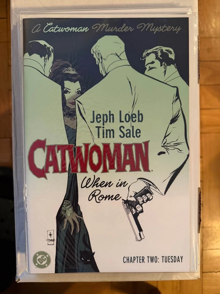 Catwoman: When in Rome #1-6 (Loeb & Sale) Complete Mini-Series - photo 2