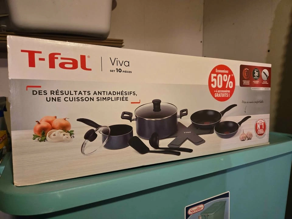 T-Fal Viva Aluminum Non-Stick Cookware Set 10-pc brand new - photo 3