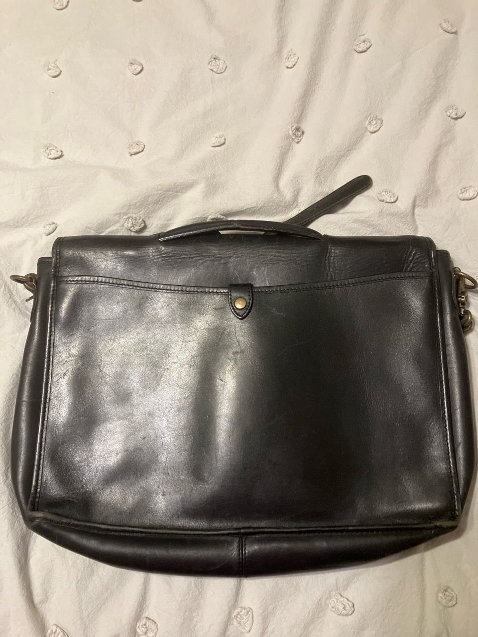 Eddie Bauer Black Leather Crossbody Shoulder Bag - photo 2